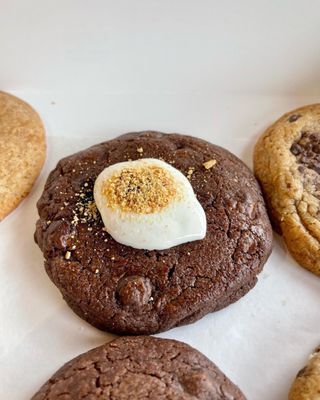 Bee J’s Cookies by null