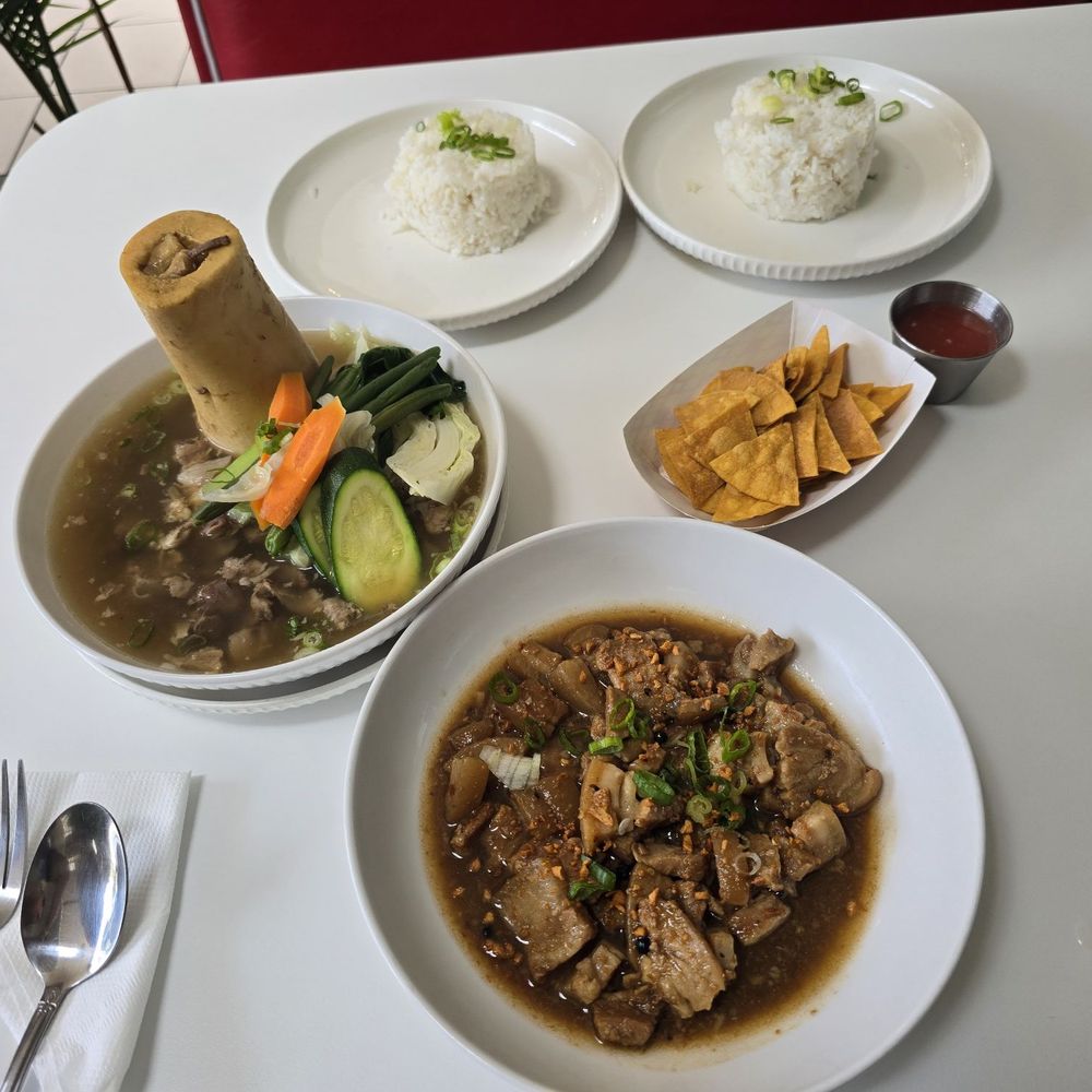 Mo Nina's Filipino Restaurant - Beef soup and yummy pork belly adobe - Mexican Near Me - Northridge, California Mo Nina's Filipino Restaurant - Beef soup and yummy pork belly adobe - Mexican Near Me - Northridge, California
