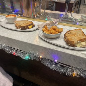 Fairgrounds Coffee and Tea - Breakfast & Brunch Near Me - Chicago, Illinois