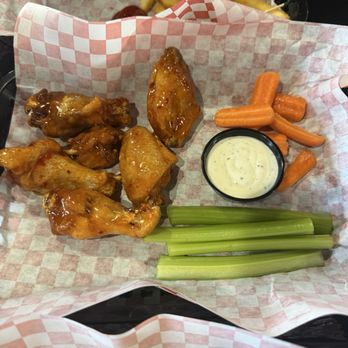 Ely's - Mango habanero wings - Mexican Near Me - Spring Valley, Nevada