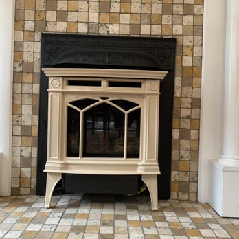 Cuates General Construction - a fireplace in a living room - General Contractors Near Me - Oakland, California Cuates General Construction - a fireplace in a living room - General Contractors Near Me - Oakland, California