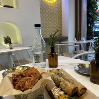 Motek - Downtown - Cafes Near Me - Miami, Florida Motek - Downtown - Cafes Near Me - Miami, Florida