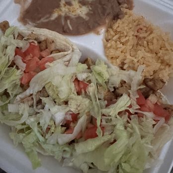 La Amistad Restaurant - Chicken Taco Dinner - Mexican Near Me - Chicago, Illinois La Amistad Restaurant - Chicken Taco Dinner - Mexican Near Me - Chicago, Illinois