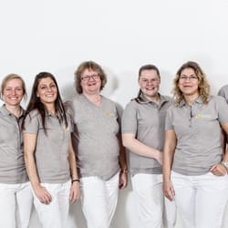 Dr. med. Mario Friedrich-Grossl - Dr. Friedrich-Grossl's team