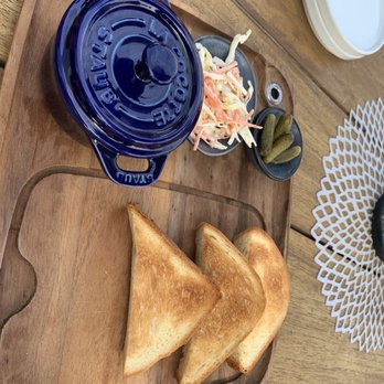 Conrad Washington DC - Pulled pork.  Only ok. - Hotels Near Me - Washington, DC, District of Columbia