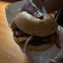 Steak ’n Shake - Steak burger