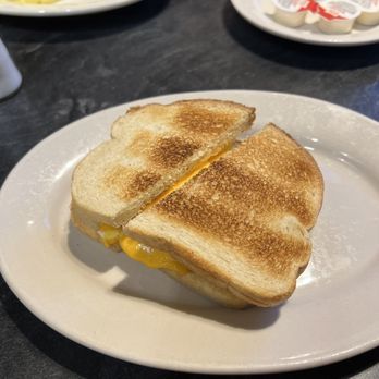 Summer Kitchen Cafe - Option 2 Breakfast Sandwich - American Near Me - Omaha, Nebraska