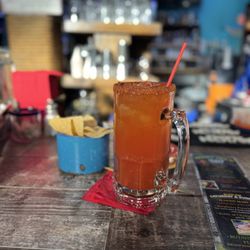 Michelada con Pacifico