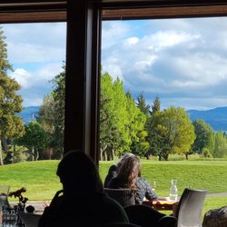 Divots Restaurant - View of golf course from inside