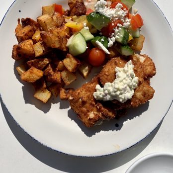 AMBAR Restaurant, Clarendon - Fried Chicken - Modern European Near Me - Arlington, Virginia