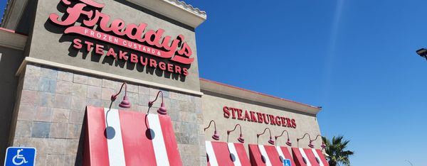 Freddy's Frozen Custard & Steakburgers by null