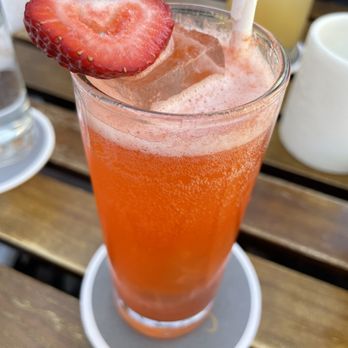 Clover Club - Spritz - Lounges Near Me - Brooklyn, New York Clover Club - Spritz - Lounges Near Me - Brooklyn, New York