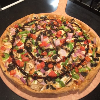 Pizza Hut - Veggie Lovers Pizza w/Balsamic Drizzle - Pizza Near Me - Winter Garden, Florida Pizza Hut - Veggie Lovers Pizza w/Balsamic Drizzle - Pizza Near Me - Winter Garden, Florida