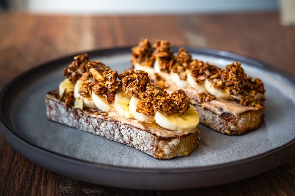 Almond & Oat Coffee Bar by null