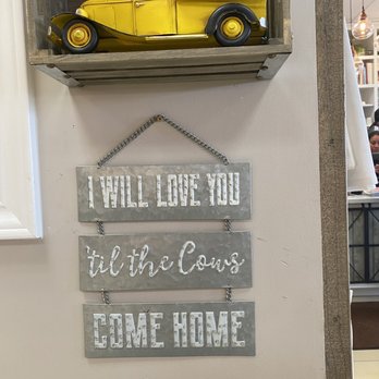 Harvest Kitchen & Bakery - Homey smiley decor - Breakfast & Brunch Near Me - Katy, Texas