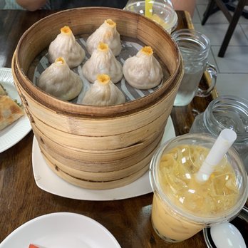 Red Tiger Dumpling House - D1. Steamed Pork Soup Dumplings and mango bubble tea - Shanghainese Near Me - Stony Brook, New York Red Tiger Dumpling House - D1. Steamed Pork Soup Dumplings and mango bubble tea - Shanghainese Near Me - Stony Brook, New York