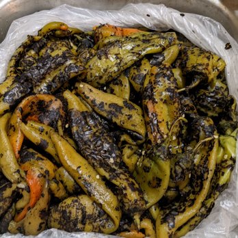 Farmers Chile Market - Roasted Green excellent Flavor. Perfect Roast. - Farmers Market Near Me - Albuquerque, New Mexico