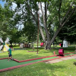 Dan's Miniature Golf