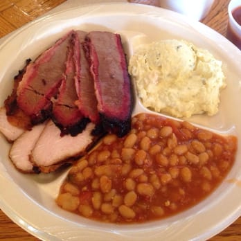 Donn's BBQ - Barbeque Near Me - Austin, Texas