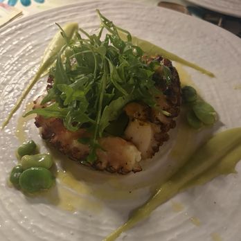 Da Vincenzo - Octopus with Kalamata and fava bean - Italian Near Me - Positano, SA Da Vincenzo - Octopus with Kalamata and fava bean - Italian Near Me - Positano, SA