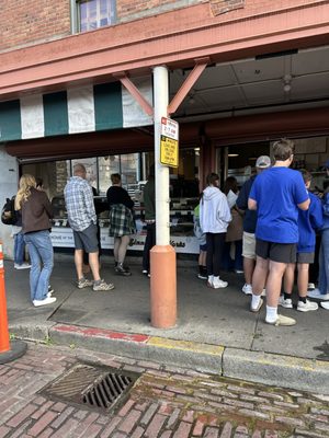 Cinnamon Works by null