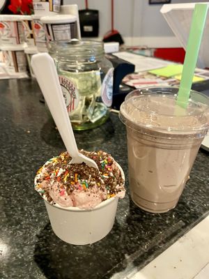 Grand Ole Creamery by null