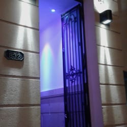 Mequetrefe - Puerta de ingreso