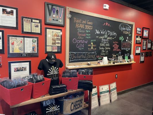 New World Distillery by null