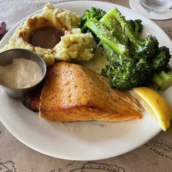 Ted's Montana Grill - Cedar plank salmon with horseradish, parmesan broccoli, mashed potatoes and gravy - Burgers Near Me - Buford, Georgia Ted's Montana Grill - Cedar plank salmon with horseradish, parmesan broccoli, mashed potatoes and gravy - Burgers Near Me - Buford, Georgia