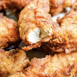 Sam’s Deli & Beverage - Crispy Chicken Tenders