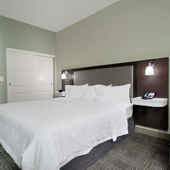 Hampton Inn Hagerstown-I-81 - Guest room - Hotels Near Me - Hagerstown, Maryland Hampton Inn Hagerstown-I-81 - Guest room - Hotels Near Me - Hagerstown, Maryland