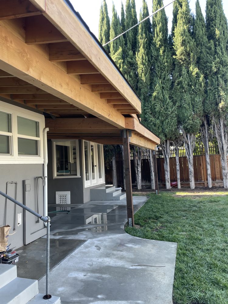 Slide of Contractors Pros