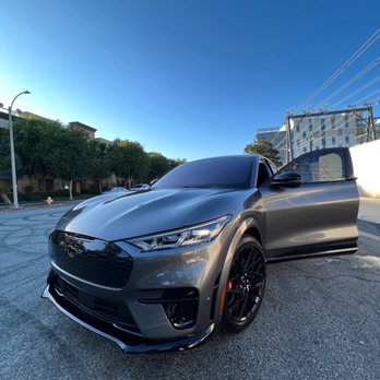 JV Wraps and Customs - Carbon tint looks so clean - Car Window Tinting Near Me - Canoga Park, California JV Wraps and Customs - Carbon tint looks so clean - Car Window Tinting Near Me - Canoga Park, California