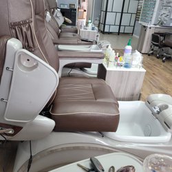 New Moon Nails and Spa - Row of pedicure chairs :)