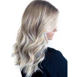 Camellia - Cool blonde balayage
