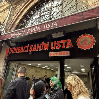 Dönerci Şahin Usta - Donairs Near Me - Istanbul, 34