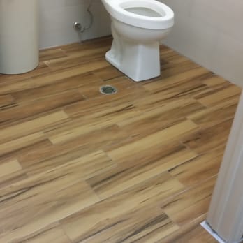 Dac Hung BBQ & Restaurant 得興燒臘 - Very clean restrooms....for now. - Vietnamese Near Me - Houston, Texas