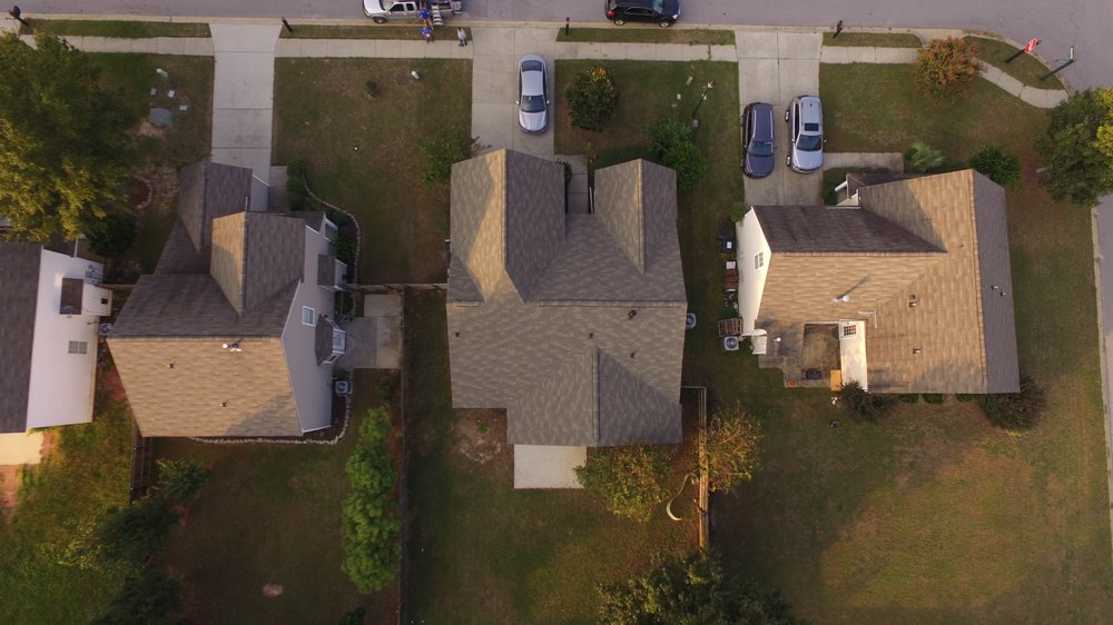 Slide of Vista Roofing