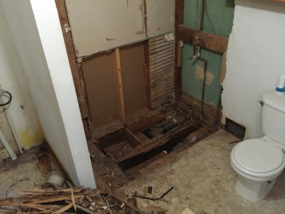 Slide of Leeco Plumbing