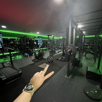 Air Locker Training - The locker - Interval Training Gyms Near Me - San Diego, California Air Locker Training - The locker - Interval Training Gyms Near Me - San Diego, California
