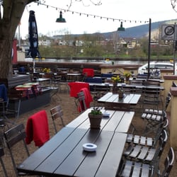 Faust Braustuben - Biergarten mit Mainblick