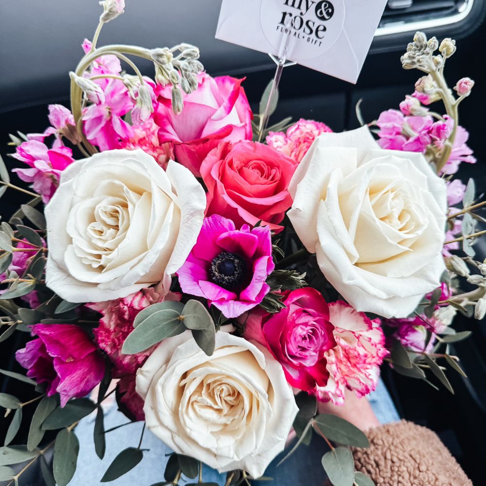 LILY AND ROSE FLORAL STUDIO Updated June 2024 620 7th Ave, Marion