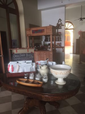 Marisel Herbal Bath & Body by null