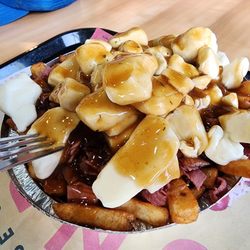 Fromagerie Victoria - Regular poutine