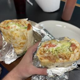 Delicious and food is plenty big to split between two people Delicious and food is plenty big to split between two people