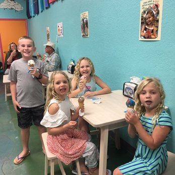 Small Town Creamery - The kids approve! - Ice Cream & Frozen Yogurt Near Me - Holmes Beach, Florida