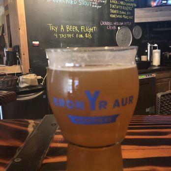 Bron Yr Aur - High Noon IPA - Pizza Near Me - Naches, Washington Bron Yr Aur - High Noon IPA - Pizza Near Me - Naches, Washington