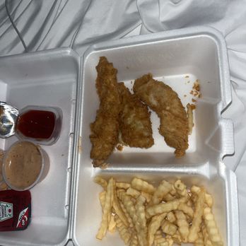 Raising Cane's Chicken Fingers - no toast - Fast Food Near Me - Mckinney, Texas