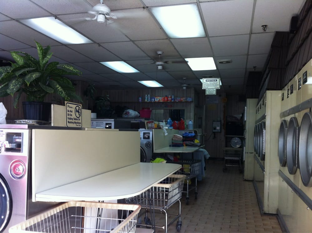 RAINBOW LAUNDROMAT 8403 20th Ave, Brooklyn, New York Laundromat