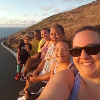 Makapu'u Point Lighthouse Trail - Getting that groupie shot in. Great lighting. - Hiking Near Me - Honolulu, Hawaii Makapu'u Point Lighthouse Trail - Getting that groupie shot in. Great lighting. - Hiking Near Me - Honolulu, Hawaii